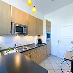 Grosszuegige Mit Ueberdachter Terrasse, Eigener Waschmaschine Daire Heringsdorf
