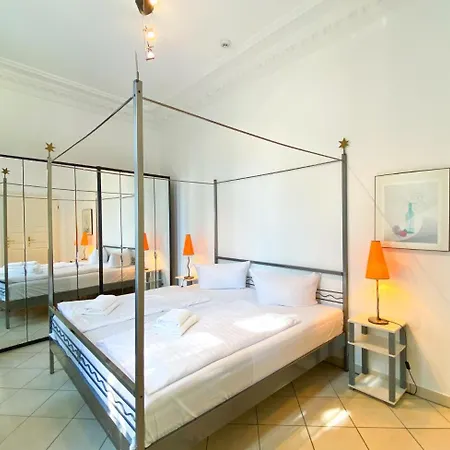 Großzügige Mit überdachter Terrasse, Eigener Waschmaschine * Ostseebad Heringsdorf