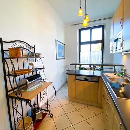 Großzügige Mit überdachter Terrasse, Eigener Waschmaschine