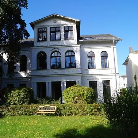 Apartamento Grosszuegige Mit Ueberdachter Terrasse, Eigener Waschmaschine *