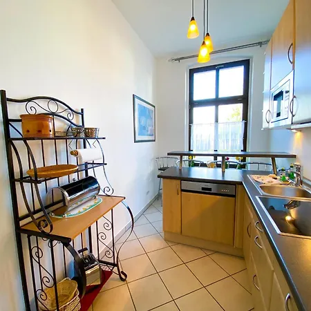 Daire Grosszuegige Mit Ueberdachter Terrasse, Eigener Waschmaschine