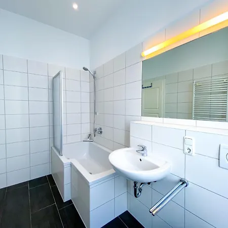 Grosszuegige Mit Ueberdachter Terrasse, Eigener Waschmaschine Heringsdorf